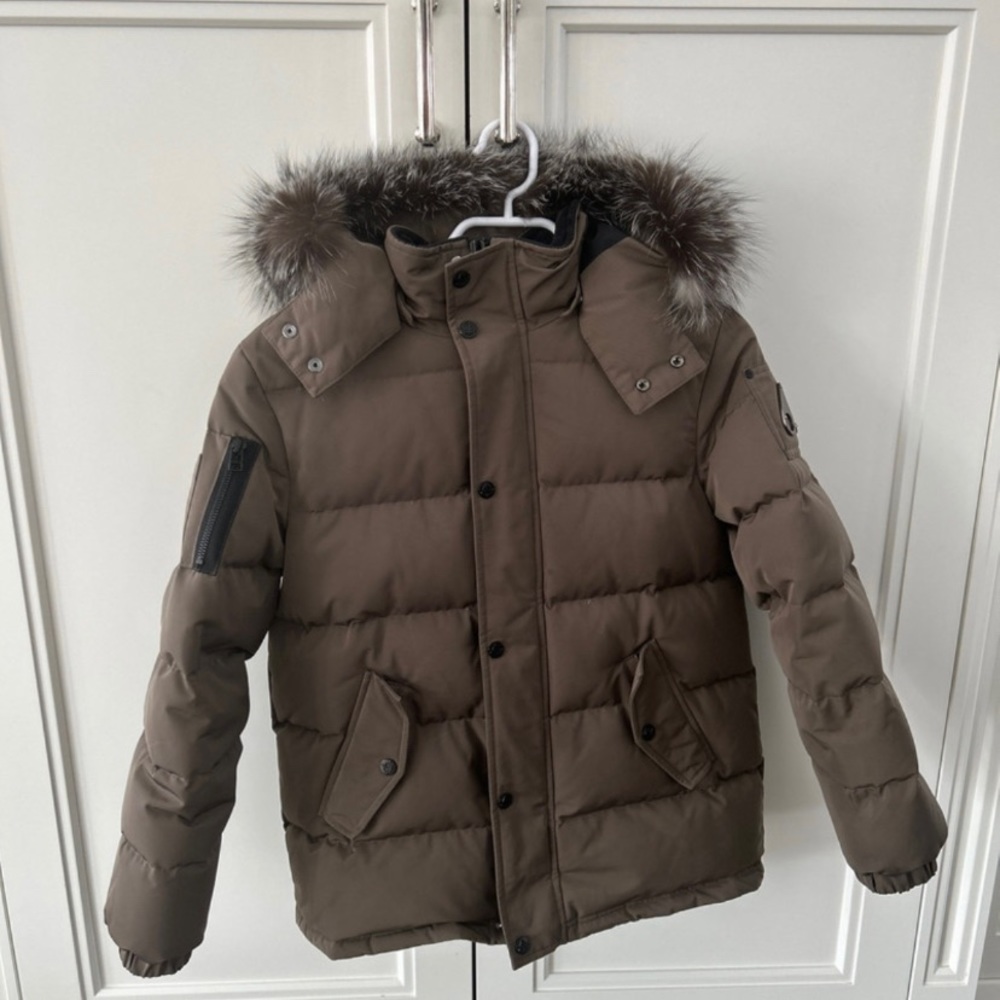 Kids moose knuckles coat
